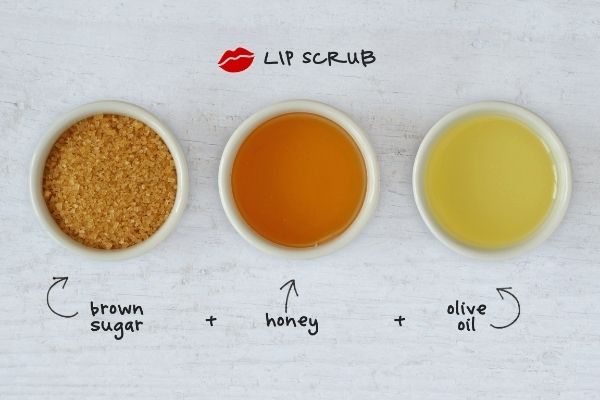 benefits of honey on skin: Honey Lip Treatment for Pink Lips
